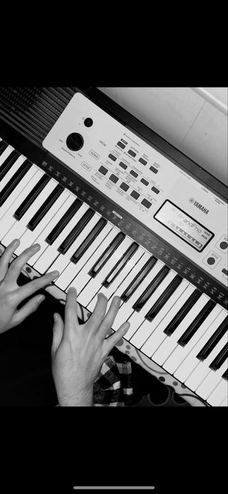 Синтезатор YAMAHA YPT-270 Б/У