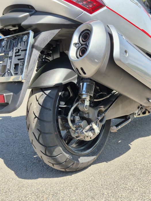 Maxi-Scuter Kymco MyRoad 700i, 60Cp, 2012 ABS