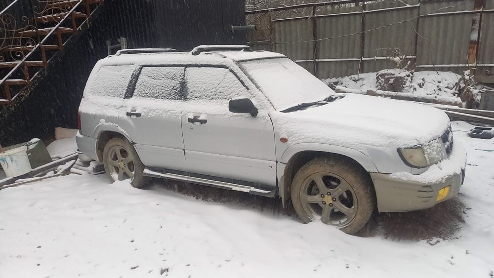 Субару форестер разбор