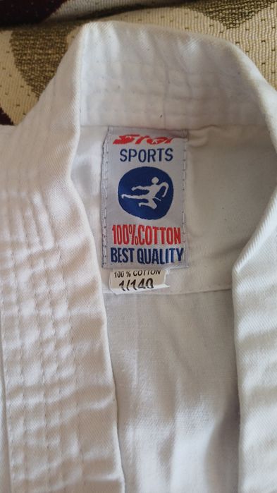 Продам кимоно в хорошем состоянии.