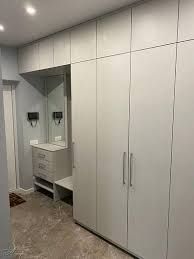 Шкаф для прихожей