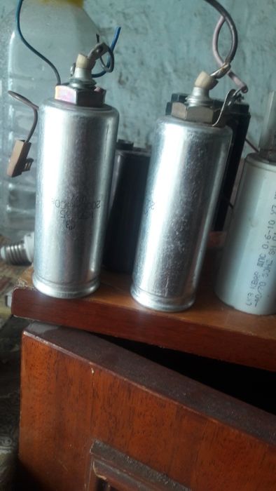 конденсаторы разных мастей