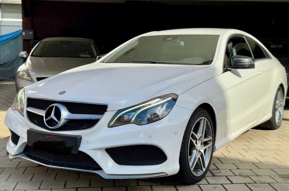 Usa stanga dreapta Mercedes E350 cdi C207 AMG facelift 258cp