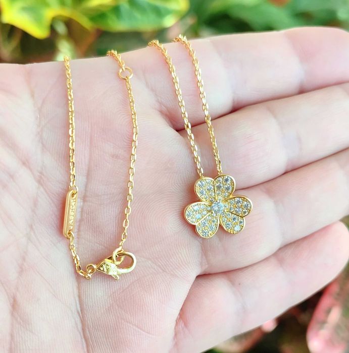 Дамско Колие на Van Cleef & Arpels VCA Gold Frivole Diamond Clover