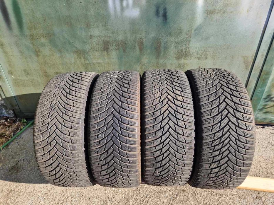4 Firestone R19 245/45
Зимни гуми 
DOT3523