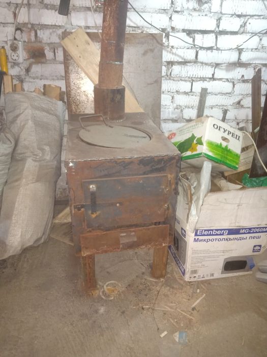 Продам печь . Срочно.