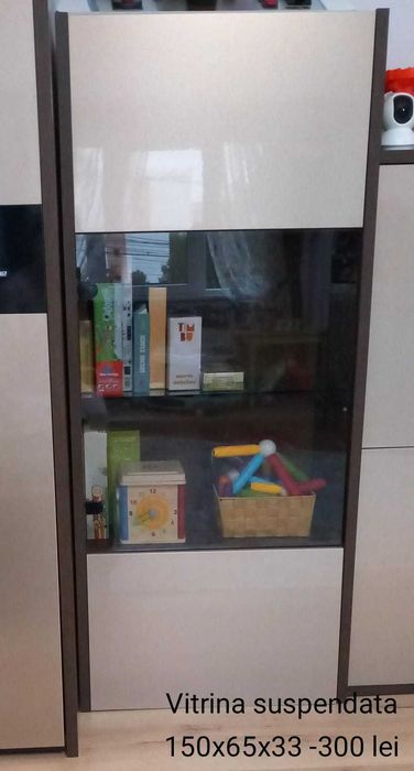 Vand dulap, mobilier in stare buna