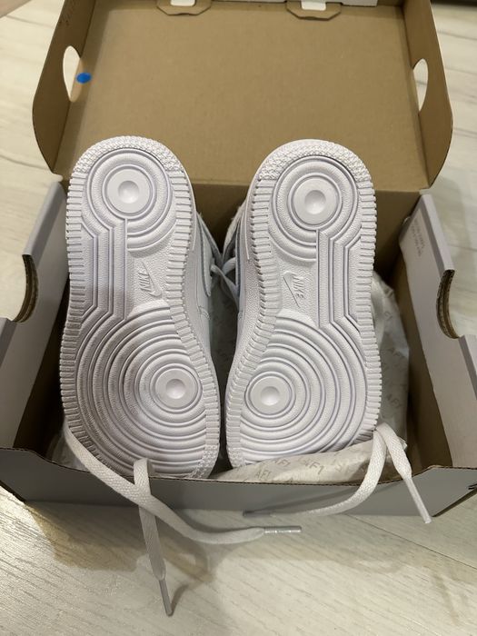 Детски маратонки Nike AirForce1, размер 26