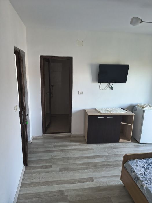 Camere cu baie proprie in localitatea Tuzla
