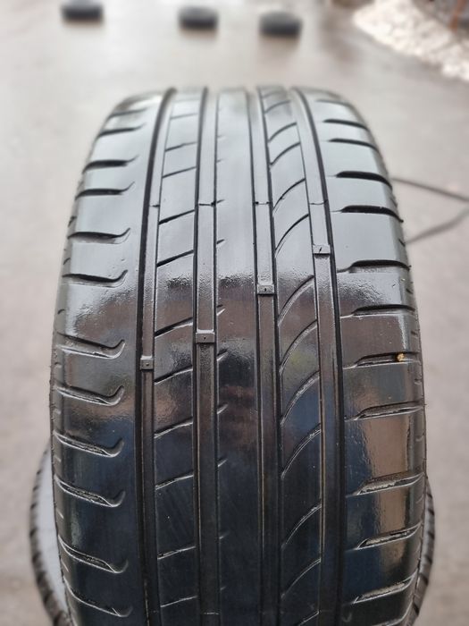 Продам комплект 235/45/18