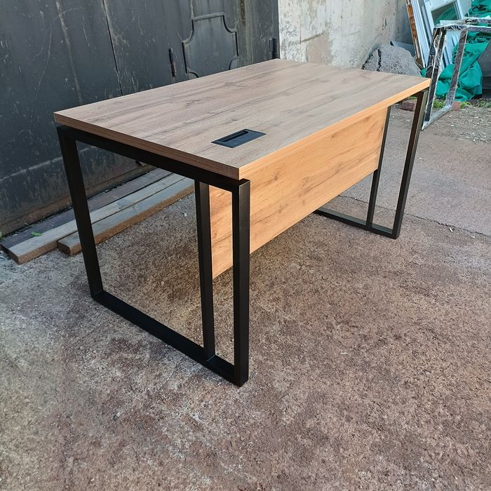 Офисные, компьютерные, письменные столы