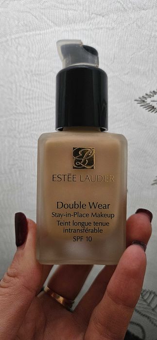 Фон дьо тен - DOUBLE WEAR