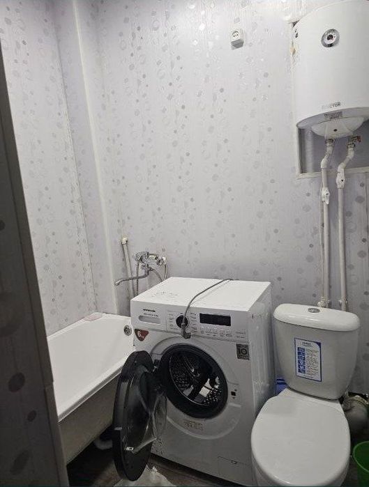 Продаётся 2 х комнатная