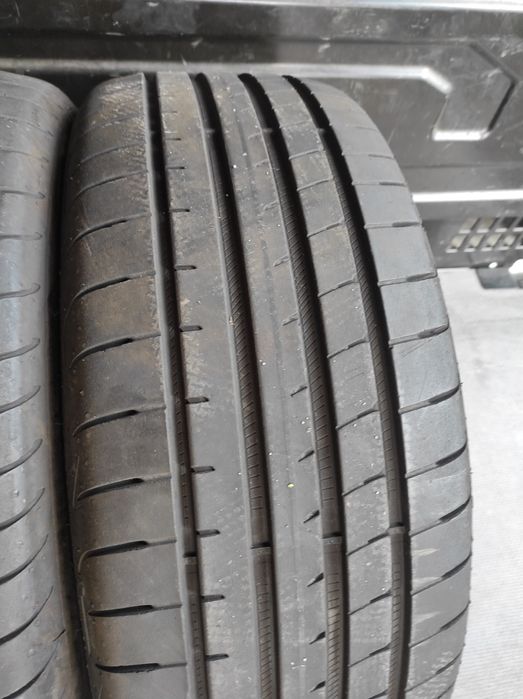 255/40/18 225/45/18 Goodyear