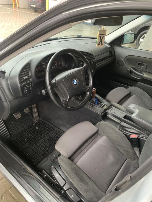 BMW e36 перфектна!!!