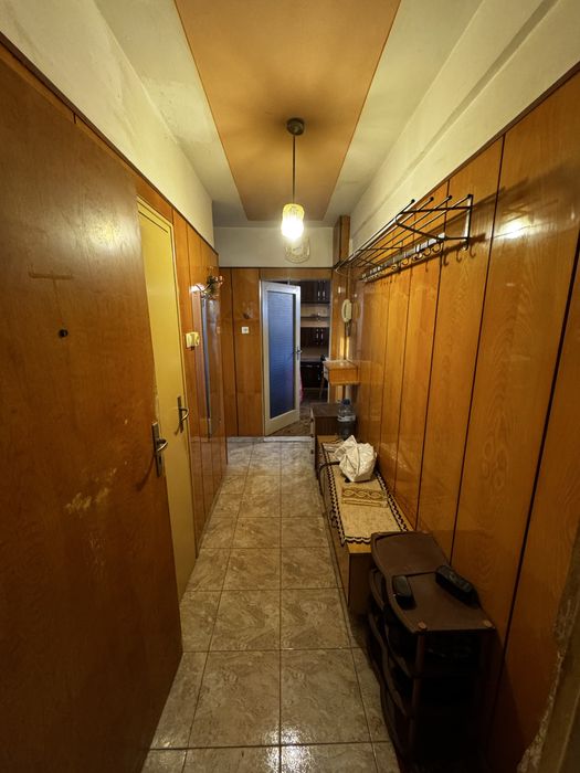 Продава се Тристаен апартамент в Варна, Младост 1 - 61 кв.м за 2132 €/кв.м - Снимка #1