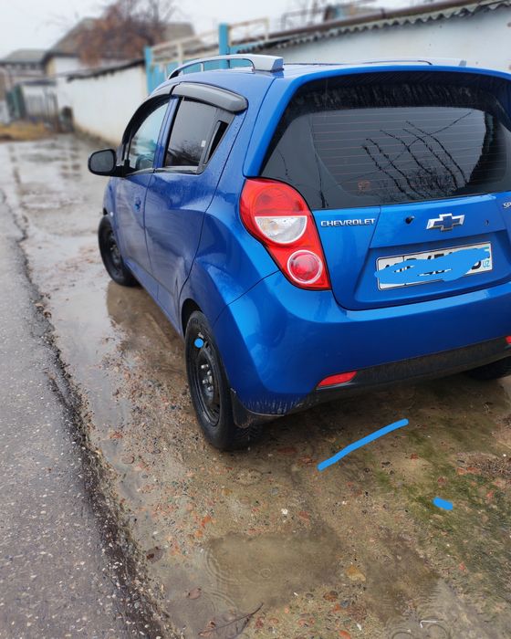 Spark 3 pozitsiya sotiladi