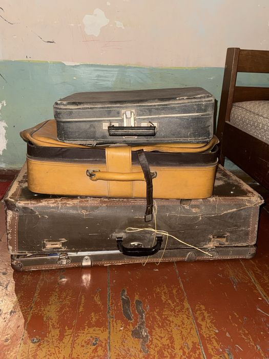 Чемоданы старинные