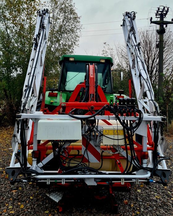 Instalatie erbicidat KUHN DELTIS 18 m aluminiu met pompa automata gps