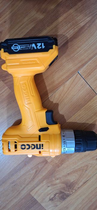vind bormasina INGCO 12V