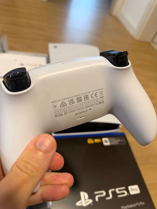 PlayStation 5 pro 2TB, 1 gamepad. Used from 2026
