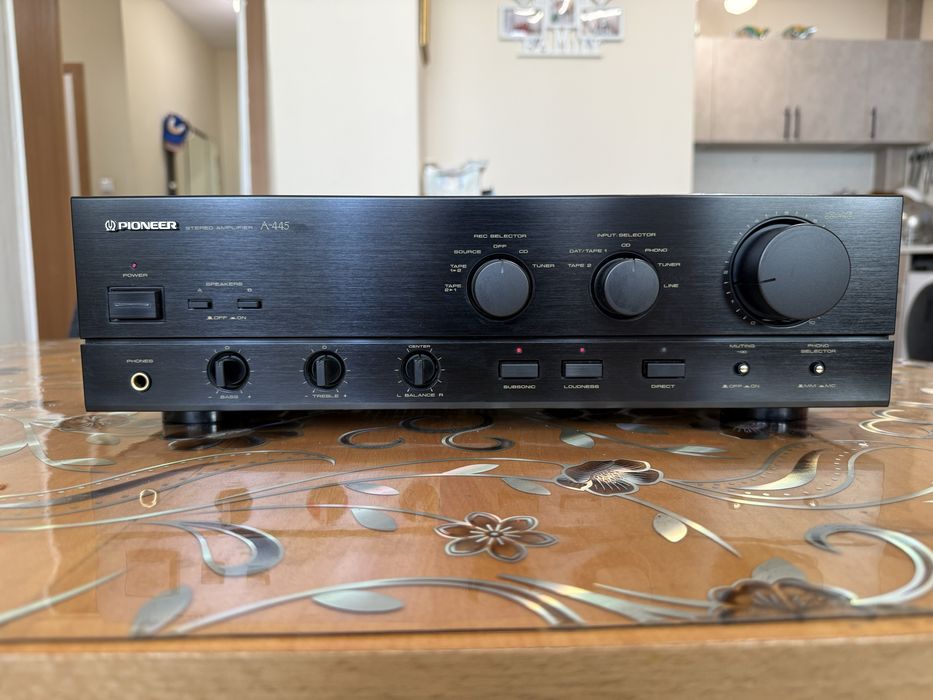 Pioneer A-445 Като нов