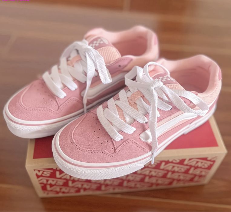 Vans  кеды 37 размер розовые натуральная замша