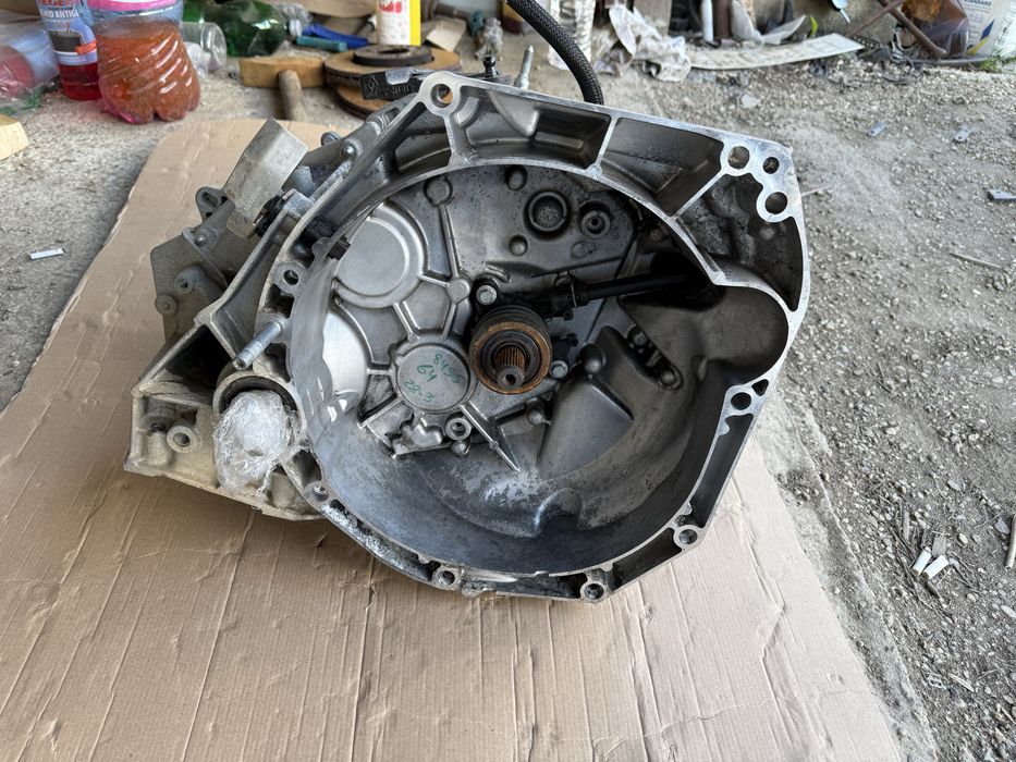 Cutie viteza dacia logan 3/sandero 3/ jogger in 6+1 trepte