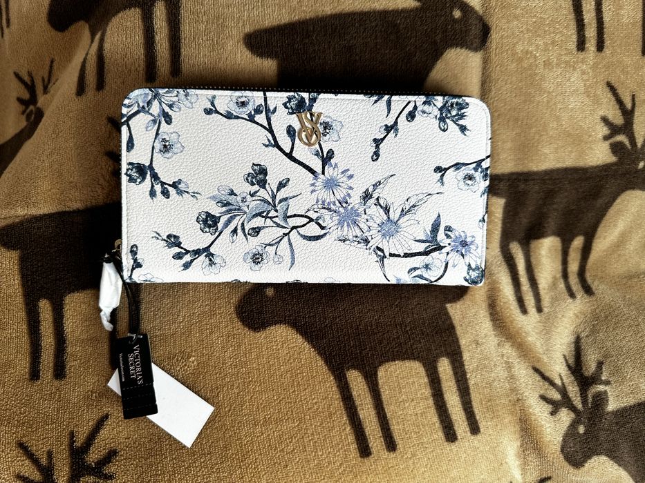 Portofel Victoria s Secret NOU cu etichetă