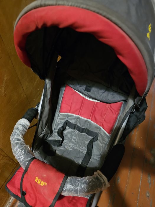 Детская коляска складная