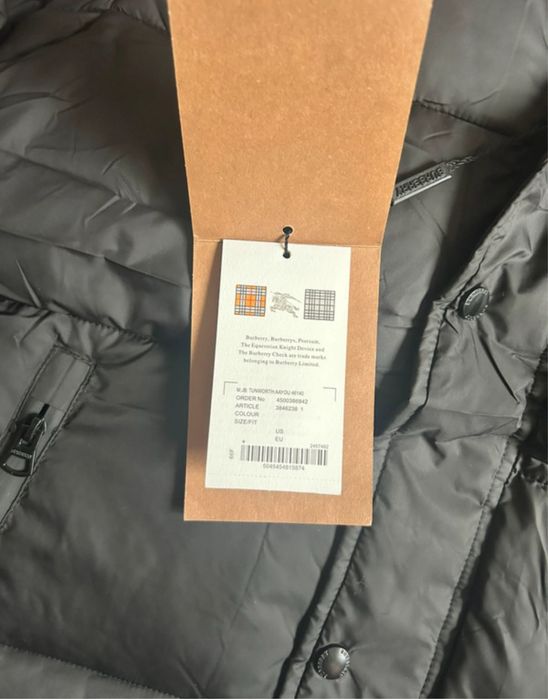 Geaca burberry neagra