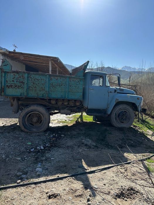 Зил самасвал сотилади