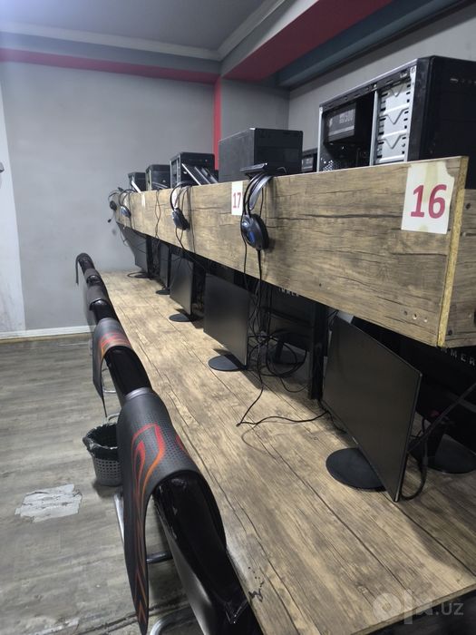 10 ta komp clubdan sotiladi tayyor stol stul bilan