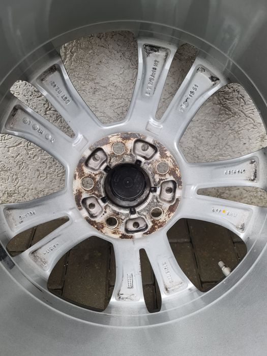 Roti BMW X1 R18 cu jante aluminiu originale si anvelope vara Conti