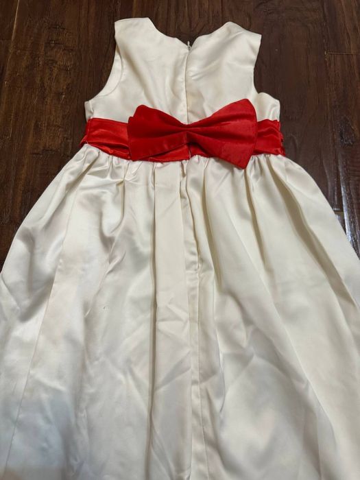 Платье с сумочкой на 6-8 лет