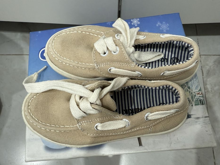 Продам макасины для мальчика