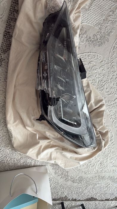 Фара на hyundai accent 2020