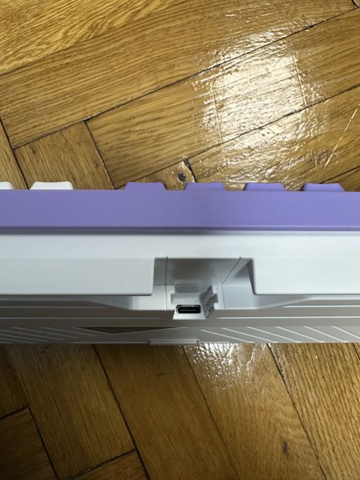 Tastatură mecanică Dareu A87L Dream – stare foarte bună