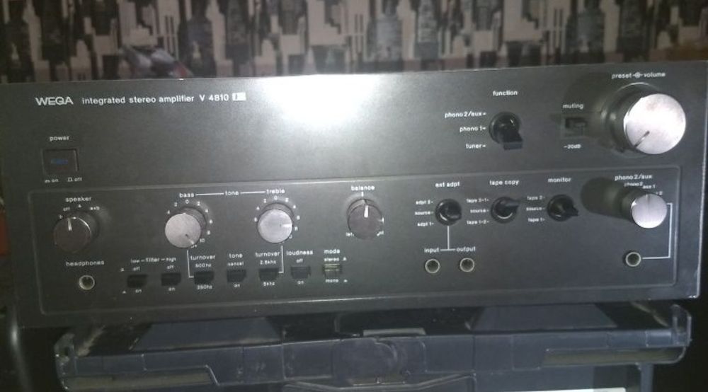 Top legendar v-fet Amplificator Wega 4810(Sony TA5650)