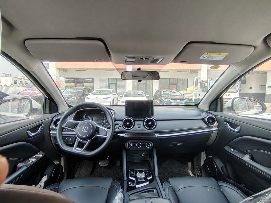 Dongfeng  2023 — 3