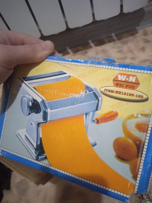 Продаю ручную лапшерезку/тестораскатку
