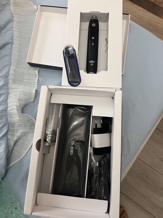 Vând Oral-B Oral Health Center PRO Series 1