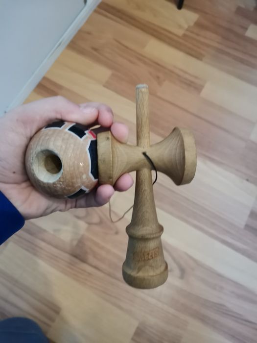 Vând kendama tama krom college Ken sweets prime