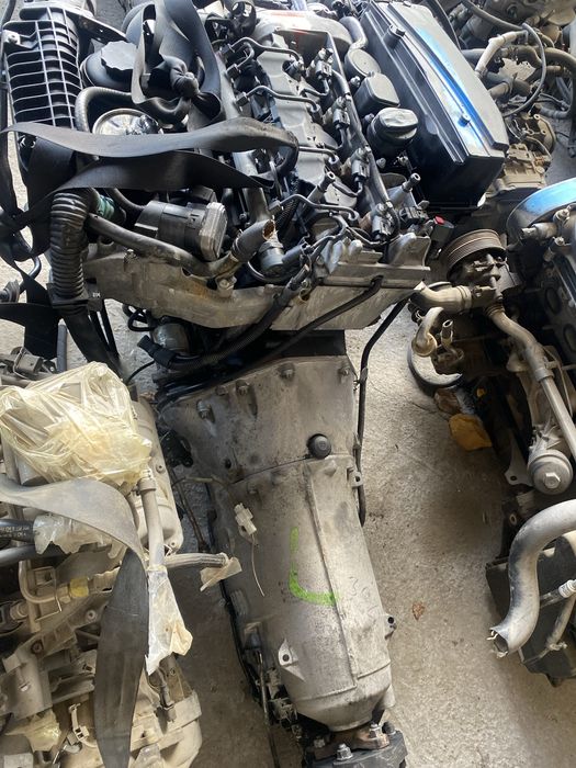 Двигатель  MERCEDES OM611