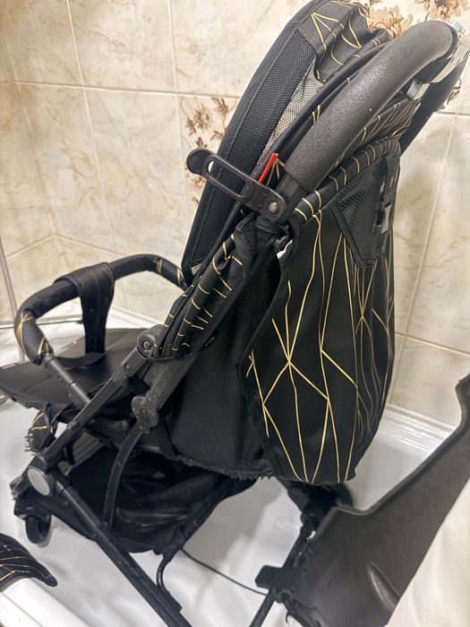 Коляска прогулочная в хорошем состоянии