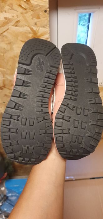 Adidasi new balance 29