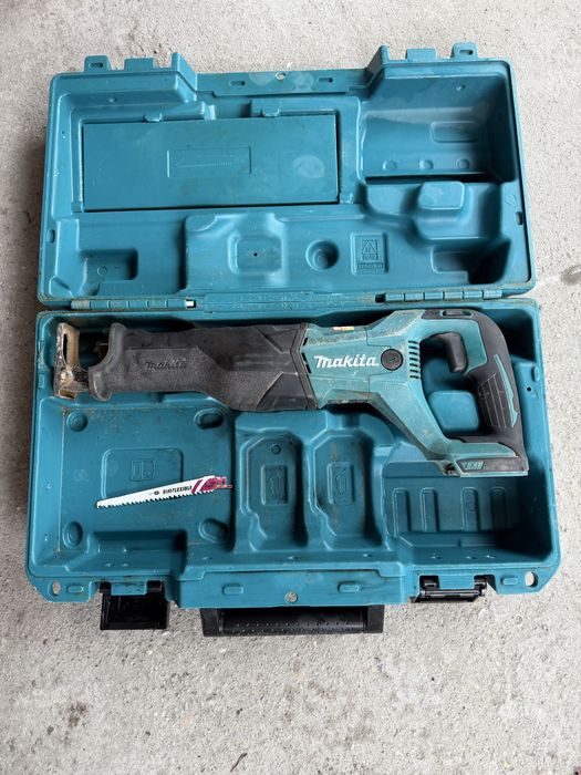 Makita DJR186 Саблен трион