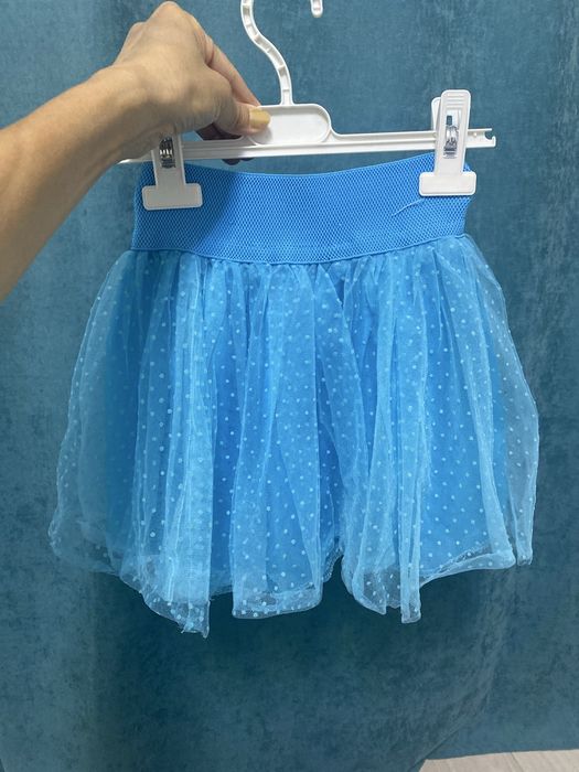 Продам детские кофты и юбки