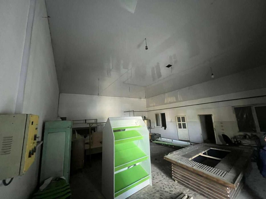 Продаётся 6 800 м² производственный цех.