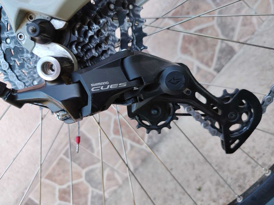 Vând bicicletă MTB Devron Riddle RM2.9 29" – foarte multe upgrade-uri!